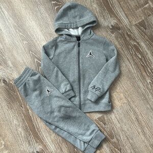 Nike Jordan Gray Kids Sweatsuit Matching Set 4T